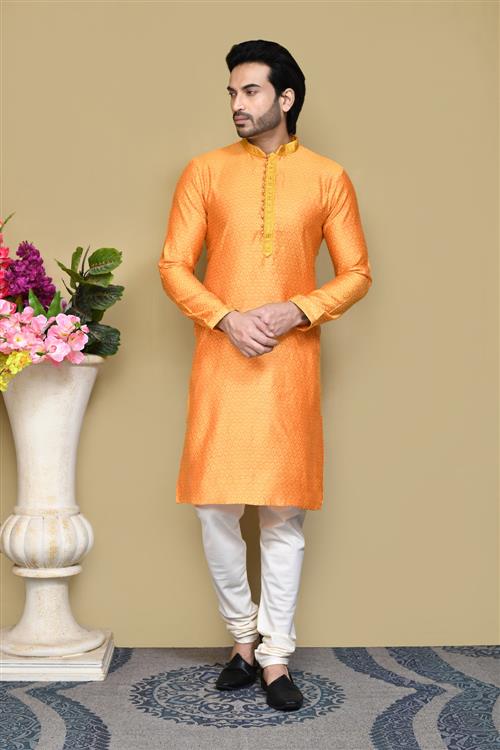 https://media.vinhemfashion.com/Images/RajsahiVol6AVLS552TH8VBPD4JX/image/designer